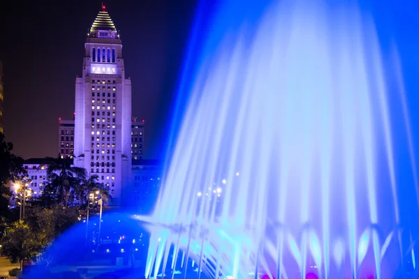 Los Angeles City Hall as seen from the Grand Park — Stock Photo, Image