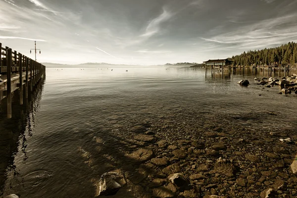A tó móló — Stock Fotó
