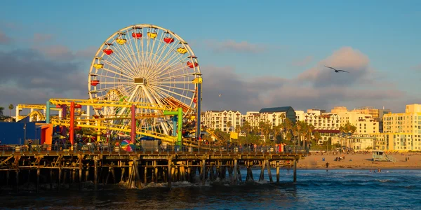 Santa Monica pier — Stockfoto