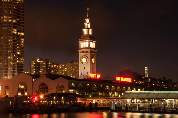 Torre del reloj del Ferry Building — Foto de Stock