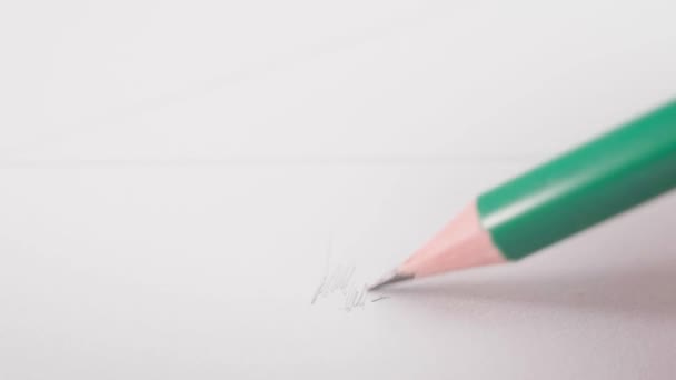 Zbliżenie rysunku ołówka na białym papierze — Wideo stockowe