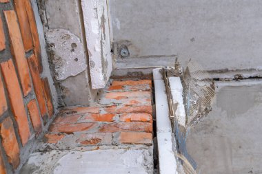 Köpüklü özel bir evin yanlış yalıtımı. Polistiren köpük yalıtım teknolojisi ve kurulum dizisi