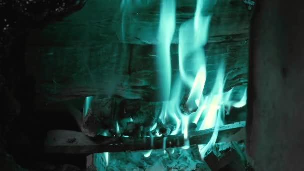 Fuoco Brucia Nel Focolare Del Forno Irrealistico Colore Blu Fiamma — Video Stock