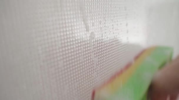 Glass Opaque Window Being Washed Sponge Soapy Water Close High — Stok video