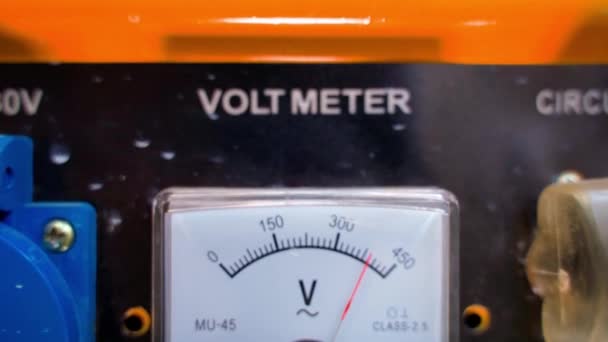 Voltmeter Body Working Gas Generator Shows Output Voltage Close Generation — Stock video