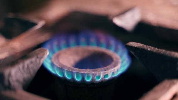Bruciatore Gas Una Vecchia Stufa Cucina Con Primo Piano Gas — Video Stock