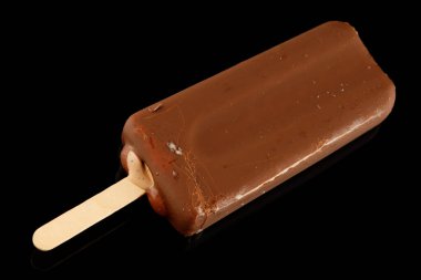 Çikolatalı dondurma bir sopa