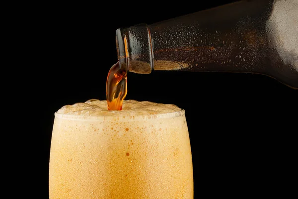 Dark Beer Poured Glass Bottle — Fotografia de Stock