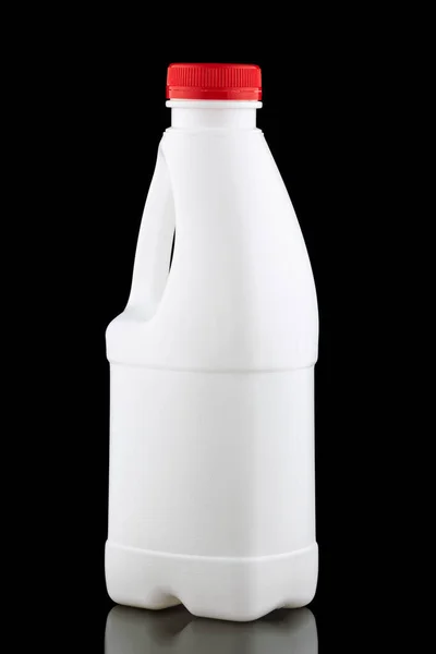 Белая Пластиковая Бутылка Черным Фоном — стоковое фото