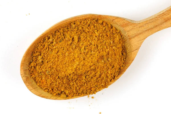 Curry Powder Seasoning Wooden Spoon Isolate — Zdjęcie stockowe