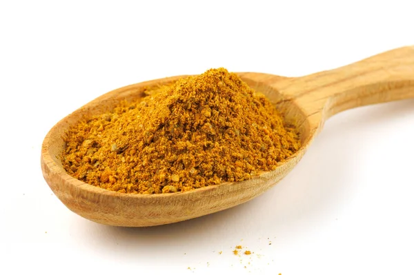 Curry Powder Seasoning Wooden Spoon Isolate — Foto Stock