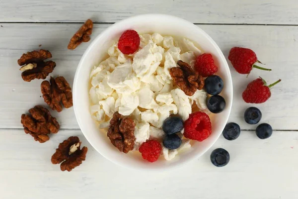 Homemade Cheese Berries Nuts Breakfast Food Quark — Fotografia de Stock