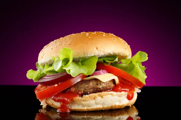 Leckere Burger Aus Nächster Nähe Hausgemachter Rindfleisch Burger Mit Tomaten — Stockfoto