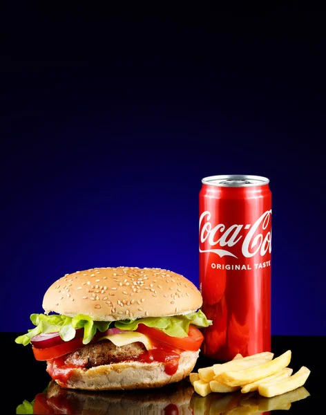 Lviv Ucrânia Setembro 2022 Burger Coca Cola Com Batatas — Fotografia de Stock