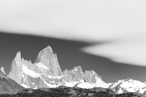 Fitz roy beyaz peçe