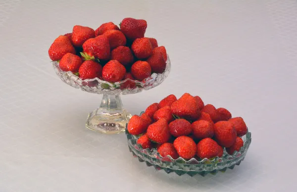 Strawberrytwobowls — Stok fotoğraf