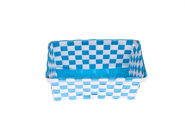 Panier en plastique bleu isolé sur fond blanc — Photo