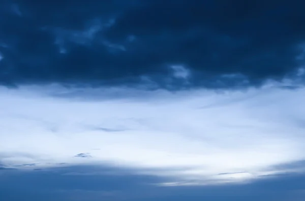 Abstrakcyjna niebieskie niebo — Zdjęcie stockowe