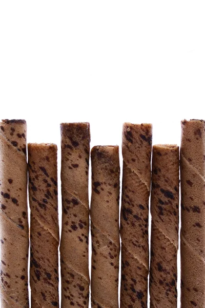 Schokoladenrolle isoliert auf weißem Hintergrund — Stockfoto