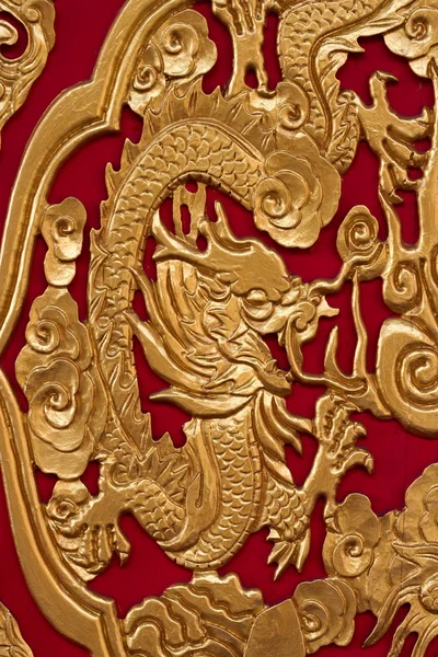 Goldener Chinesischer Drache — Stockfoto