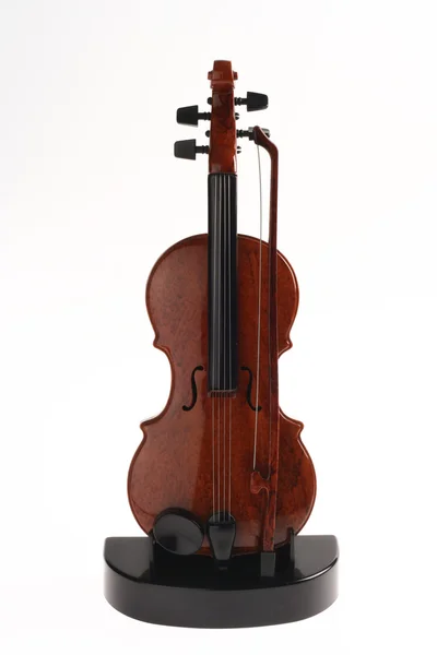 스탠드에 바이올린 장식 똑바로 — 스톡 사진