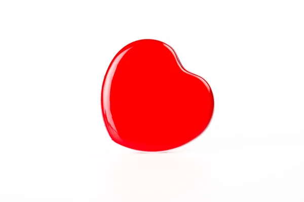 Kırmızı kalp kutu sağ tarafına yalın — Stok fotoğraf