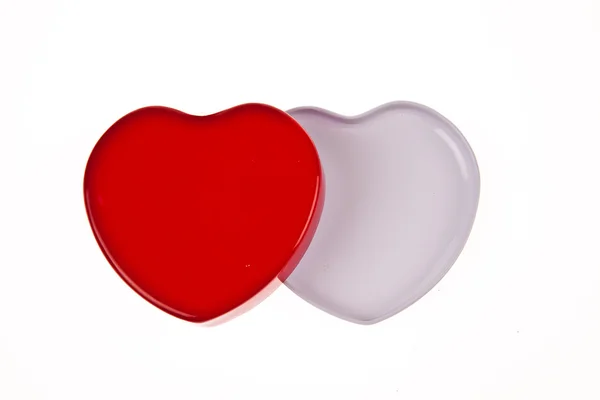 Beyaz arka plan üzerinde izole kalp kırmızı ve beyaz — Stok fotoğraf