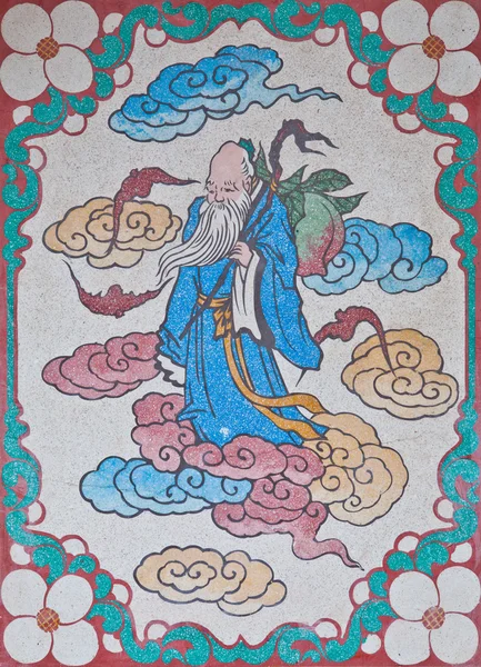 Дух старика на стене в китайском храме — стоковое фото
