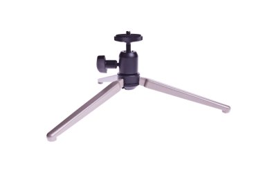 Beyaz arka plan üzerinde izole küçük tripod