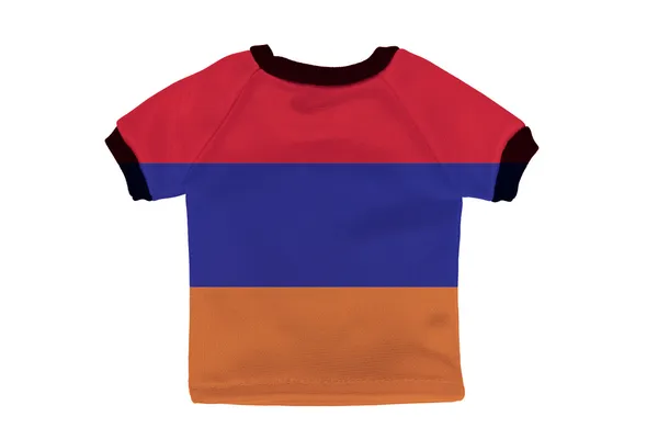 Kleine shirt met Armenië vlag geïsoleerd op witte achtergrond — Stockfoto