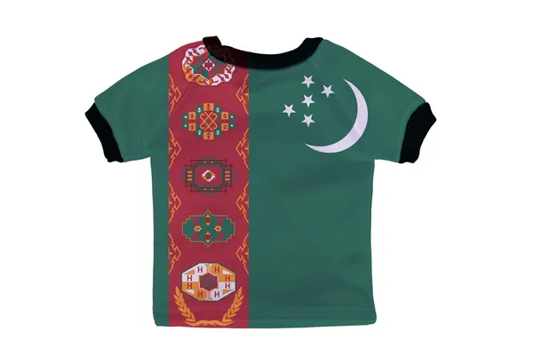 Kleine shirt met turkmenistan vlag geïsoleerd op witte achtergrond — Stockfoto