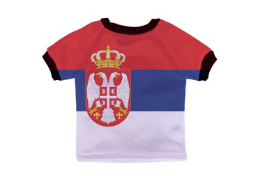 Beyaz arka plan üzerinde izole Sırbistan bayrağı ile küçük gömlek