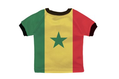 senegal bayrak beyaz zemin üzerine izole küçük gömlek