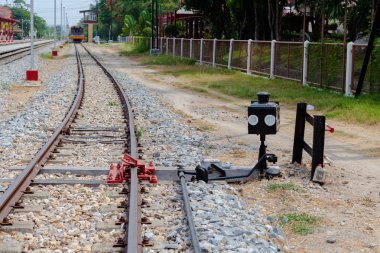 Demiryolu kavşak ve anahtarı