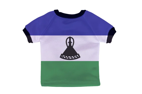 Camicia piccola con bandiera Lesotho isolata su sfondo bianco — Foto Stock