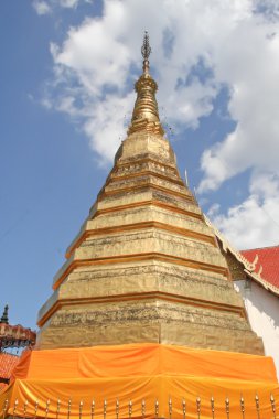 Golden pagoda adlı DOI suthep, Tayland