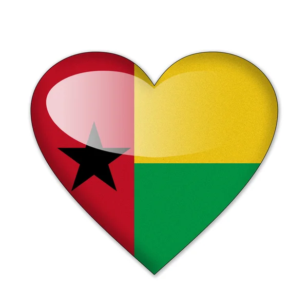 Bandera de Guinea-Bissau en forma de corazón aislada sobre fondo blanco — Foto de Stock