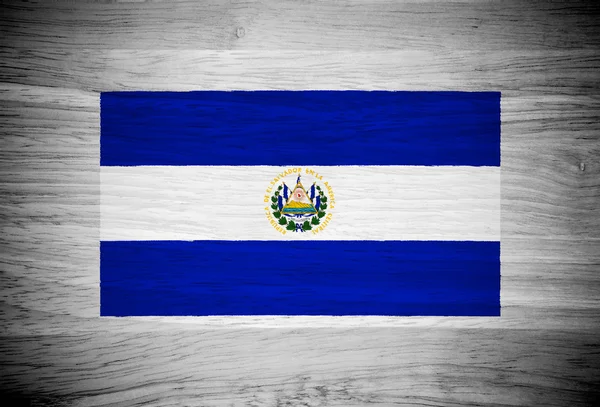 Salvadorská vlajka na texturu dřeva — Stock fotografie