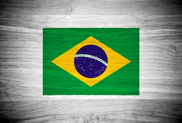 Bandera de Brasil sobre textura de madera —  Fotos de Stock