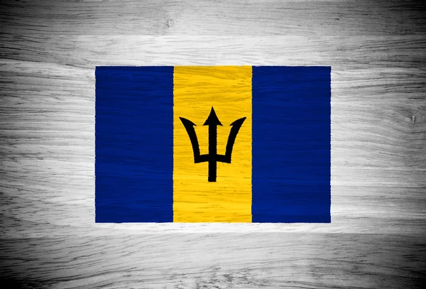 Bandeira de Barbados em textura de madeira — Fotografia de Stock
