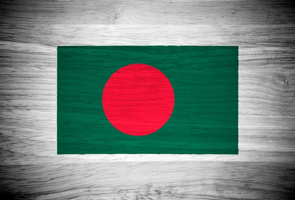 Bandera de Bangladesh sobre textura de madera — Foto de Stock