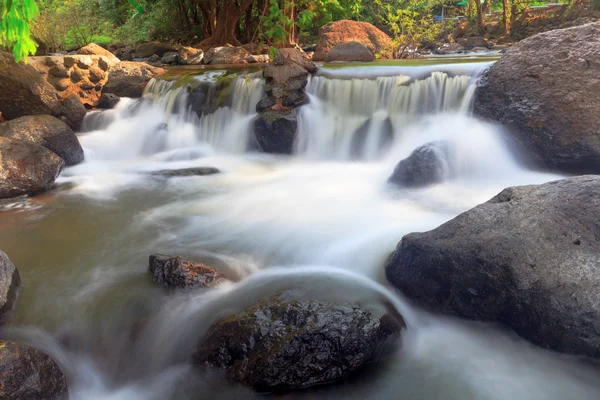 Nangrong vattenfall, thailand — Stockfoto