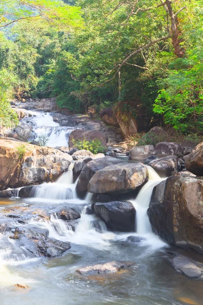 Nangrong vattenfall, thailand — Stockfoto