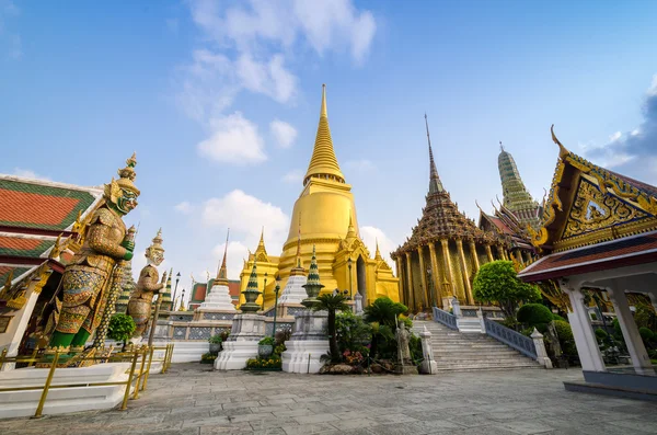 Wat Phra Kaeo, Temple du Bouddha Émeraude et la maison de la Images De Stock Libres De Droits