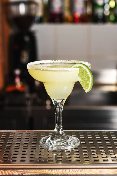 Classic Lime Margarita Cocktail Tequila Lime Juice Crushed Ice Little — ストック写真
