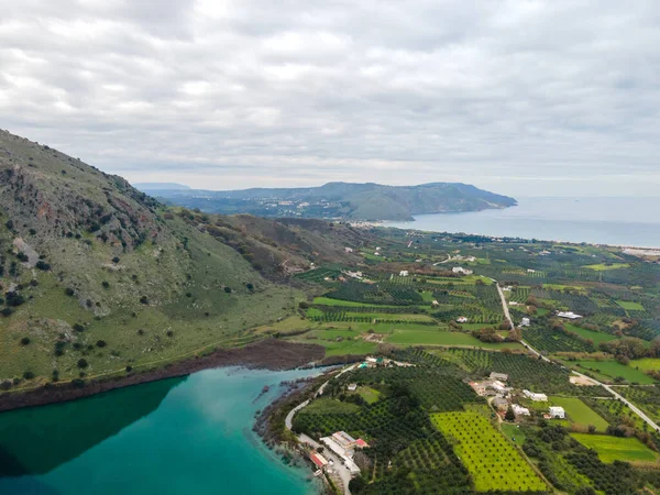 Aerial Top View Drone Kournas Lake Crete Island Greece — Foto de Stock