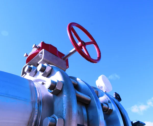 Industrial zone, Steel pipelines and cables in blue tones — Stock Photo, Image