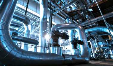 donanımları, kablolar ve borular modern Endüstr içinde bulunan