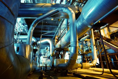 Endüstriyel çelik boru hatları ve vanalar