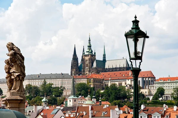 Widok zamku w Pradze — Zdjęcie stockowe